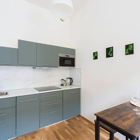 Leger Apartmán *